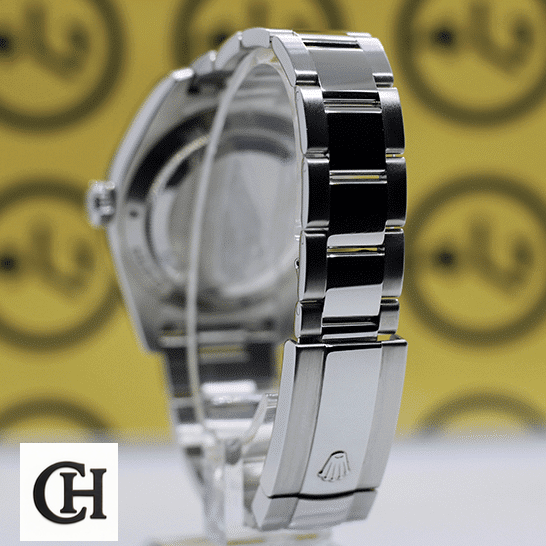 Rolex Milgauss 116400 "Black Dial" Supreme Rolex Milgauss Black 116400 Oyster Back Side Fold Clasp on the Rolex logo