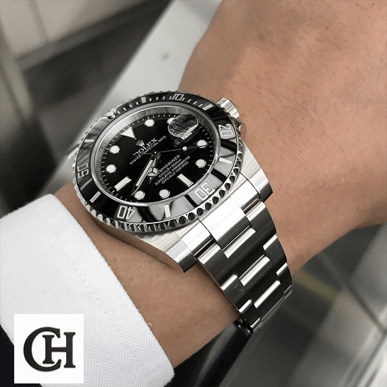 Rolex Submariner 126610LN-0001 Rolex Submariner 116610LN Ceramic Bezel Black Dial on the wrist