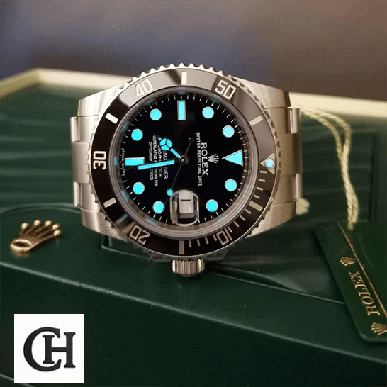 Rolex Submariner 126610LN-0001 Rolex Submariner 116610LN Ceramic Bezel Black Dial on the rolex box