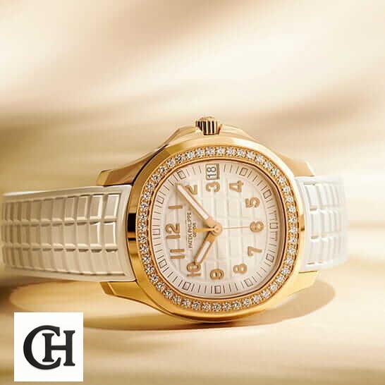 Patek Philippe Aquanaut Luce 5268/200R-012 "Diamond Bezel" First-Class patek philippe aquanaut luce 1 Patek Philippe Aquanaut Diamond Bezel White Dial rose gold background