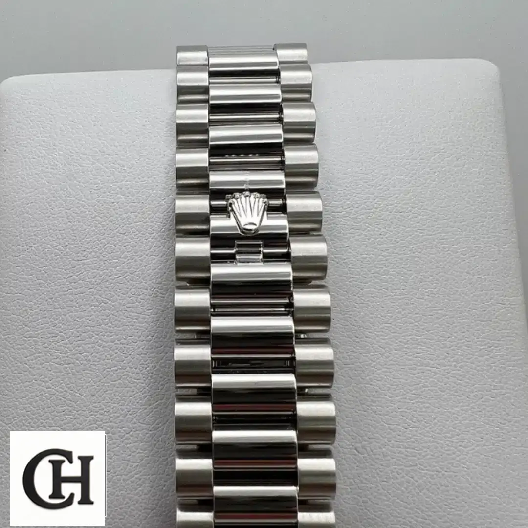 Rolex Day-Date 228238 Rolex Day Date 228349RBR Stainless Steel Oyster Bracelet on the Rolex logo