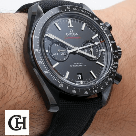 Omega Speedmaster Dark Side of the Moon Apollo 8 304.32.44.52.01.001 Mirror omega speedmaster dark side of the moon 311.92.44.51.0 man Omega Speedmaster Black Dial on the man wrist
